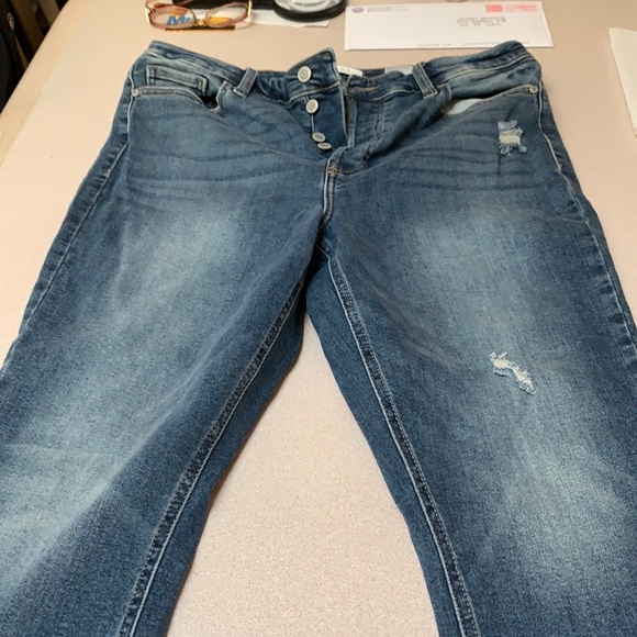 eucina Pants - Beautiful woman’s jeans